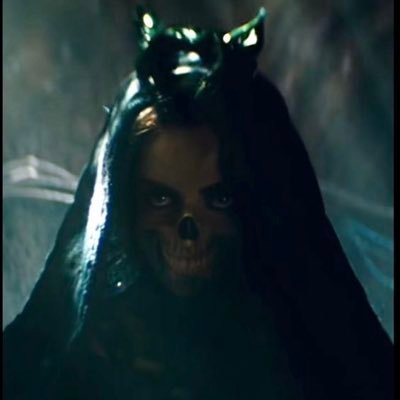 🌐she/her| Satosugu victim| Star Wars enjoyer| 23y| I like sharks, dinosaurs, old Grimes music, spaceships, and my dentist/Twoja naczelna wróżka zebuszka