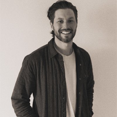 justinheinze's profile picture. 