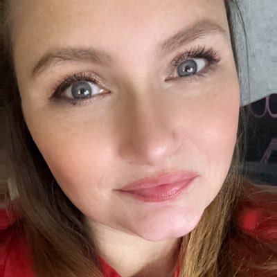 EMT, Voice Actor, Mom, GTA RPer, Wasteland Theatre Company Actor.