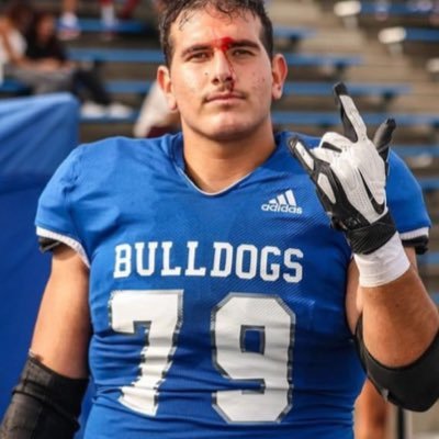College of San Mateo Offensive lineman #79| 6’4” 300lbs | 🏆2024 California state Juco champ 🏆