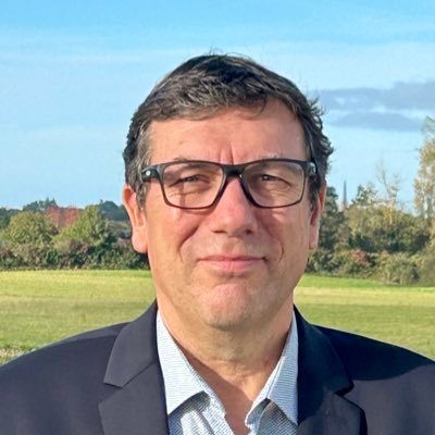 DEBIZIEN's profile picture. 