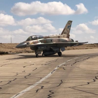 LiOmri's profile picture. 