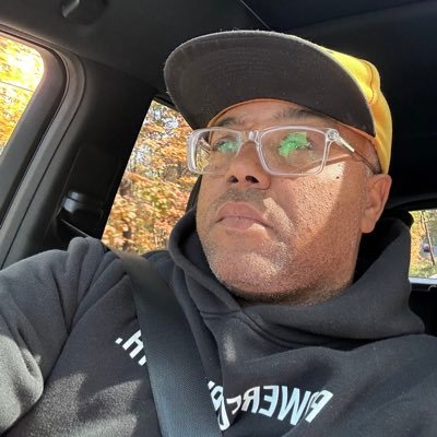 Die Hard Pittsburgh Sports Fan…Mike Tomlin is the GOAT. Craft Hazy IPA’s Over IC Light🤮Brisket over Chipped Chopped Ham. Fairweather Fans worst nightmare