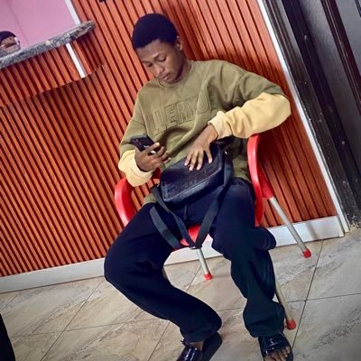 OAmadin52028's profile picture. friendly. love music football