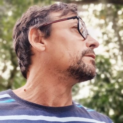 Persona non grata em Israel.
Petista de coração, Lulista de razão. Luto por justiça social e pela liberdade da Palestina.