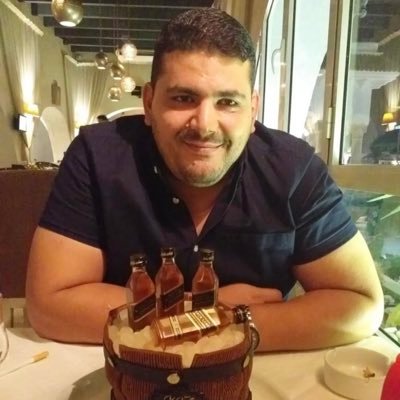 houssainsta's profile picture. 