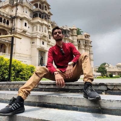 AmitShah0512's profile picture. 