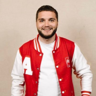 Assistant d’émission chez @LDERTL2🎙️📺 ex @footmercato | Prix coup de cœur du jury au concours d’éloquence 2019 @IEJ_Paris 🌟