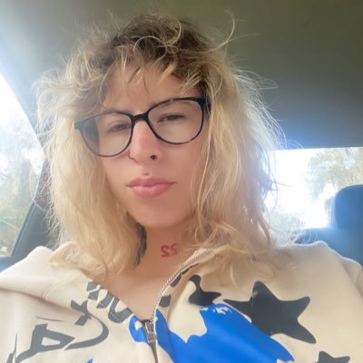 baddieemaddieee's profile picture. irl ?? i am a theory. an idea. a figment of your imagination. 🌌🌌