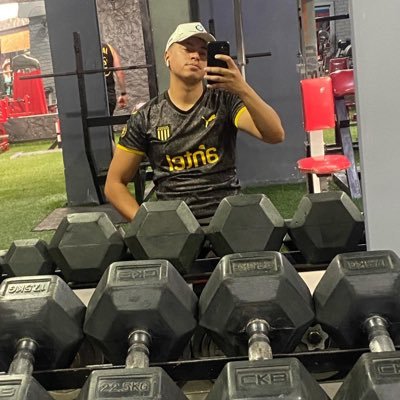 Por Peñarol por Peñarol por Peñarol yo doy la vidaa💛🖤