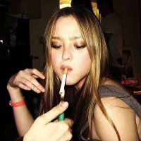 catalina 👽 (@tyunrexia) 's Twitter Profile