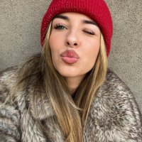 meri (@mmmariar_) 's Twitter Profile