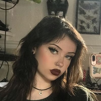 SageGlow222's profile picture. 
