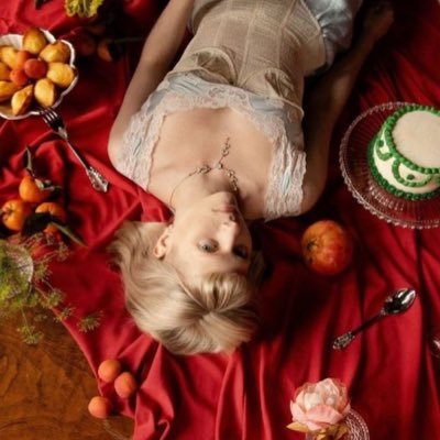 chronicoeaoea's profile picture. (ɔ˘ ³(ˆ◡ˆc)