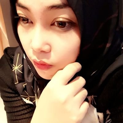 Mak_Rien's profile picture. 