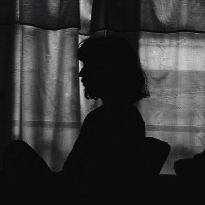 iwaddhaa's profile picture. 