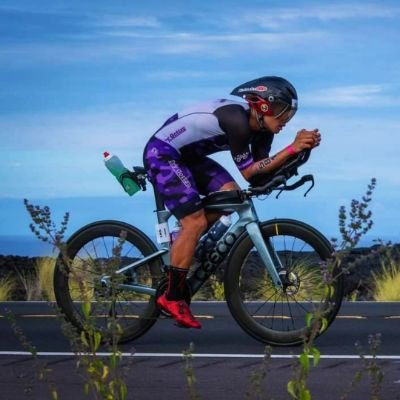 gottsu1484's profile picture. 関西でトライアスロンのパーソナル指導やグループレッスン、オンライン指導等行ってます。同志社大学トライアスロン部コーチ。 競技者としてもIRONMAN世界選手権で戦えるように日々精進。トレーニング内容や考え方等トレーニング的な事を中心にツイートしてます。Next Race：12/14 奈良マラソン。