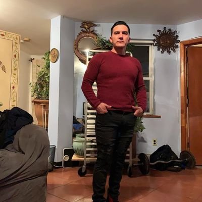 SantiagoPa21360's profile picture. 