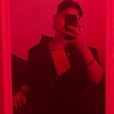 26 | Skateboarding/Gaming/Weed | @advancedgg partner | @Dongsupremacy | Apex Legends Coach | Beans 💙🐱