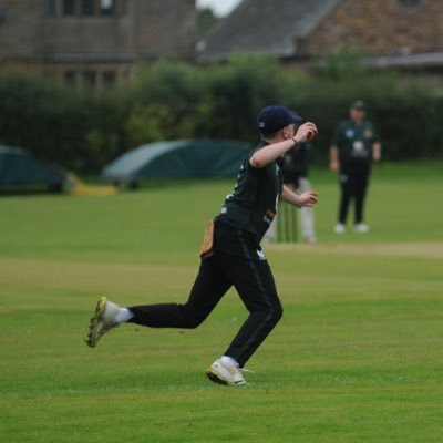Pathway Coach for Cricket Wales 🏏 Chirk CC First Team Captain ©️ MSci Cricket Coaching and Management Student 👨🎓