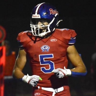 IL/ Glenbard South|Class of 2025/#85/Football, Basketball, Track/6,5 205/79 Wingspan OLB/TE/DE All-Conference 3.2 GPA/email joeyvilla0927@gmail.com