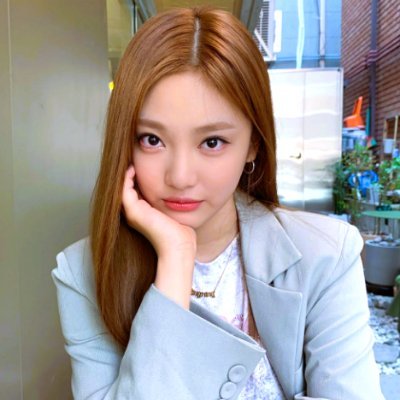 rlOO2tTrg6RI5qr's profile picture. 私立大薬学部 卒
陸上自衛隊 元 女性自衛官 三等陸尉  
東京都公安委員会 「猟銃・空気銃 所持許可証」 所持者。
好きな言葉「女は 灰になるまで 女」
「NCT 127」 推し