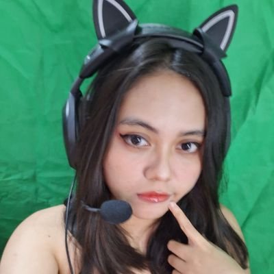snowi-chan✨ twitch affiliate Profile
