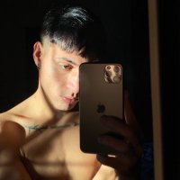 aaron (@aaronluna__) 's Twitter Profile