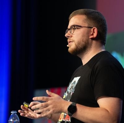 HeryDev's profile picture. Fullstack JS Developer @SFEIRLille