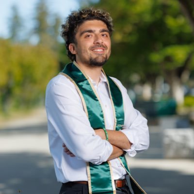 YaraKazemi's profile picture. Deuce’s Dad is good at basketball