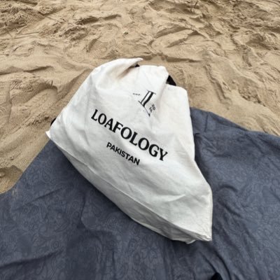 chayecharsi's profile picture. I’m not who you think I am