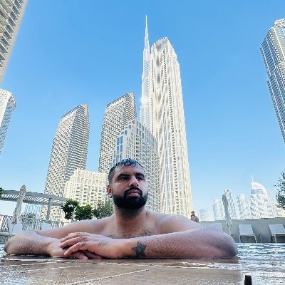 Constantly finding ways to connect with the world. Loving the Twitter Universe! actor.