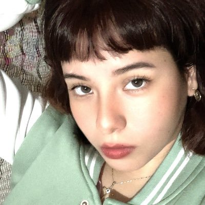 Iam_Cam140702's profile picture. Solo yo.                                                                        
Perfil demasiado personal :p 
Soy cáncer ♋