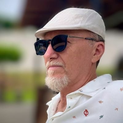 Pcaguera's profile picture. Editor, pensador, palpiteiro e curioso.
my english is from google translate