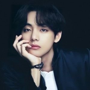 방탄소년단 늦덕아미... 최애는 방탄소년단. 차애는 BTS. 마지막까지도 함께할 소중한 사람들..아미...