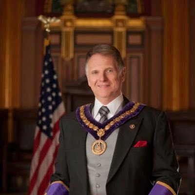 PeterRyan166's profile picture. Follow the light ✨🔺