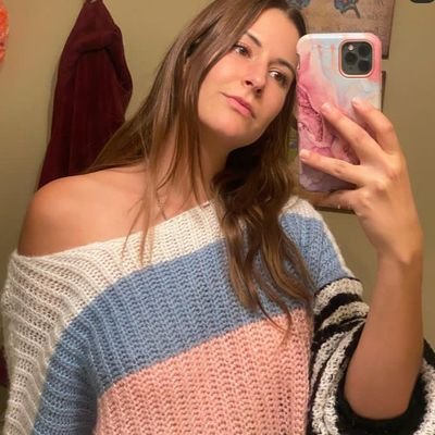 OluwaTosin15712's profile picture. 