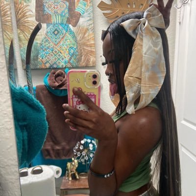 m_a_b_o_n's profile picture. if you aren’t asking for my cash app then im not replying