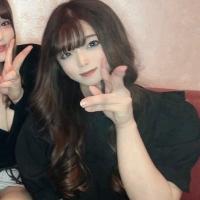 ku_xiao64618's profile picture. 興味のあるお兄さんにいいねしてます♡　恋愛相手受け付け中❤　一旦メッセで待ってるよ