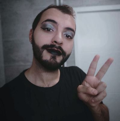 Symerian_'s profile picture. NB Trans // Juif-ve & antifa // Dark Arts, 3D, cathédrales et sauce algérienne // 🏴🏳️‍🌈 🏳️‍⚧️

pv : @nuit_de_soupirs