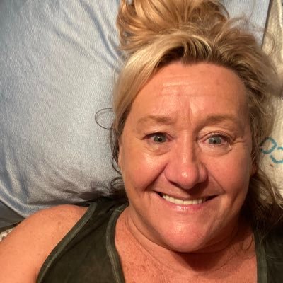 MoodyPhyll2133's profile picture. 