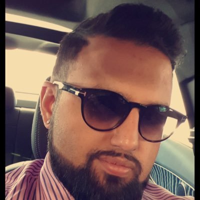 bhangra lover,football follower,former stockbroker and optix extraordinaire! ☬ ਪੰਜਾਬੀ ☬ Views are all my own. Instagram: amar_bhuhi