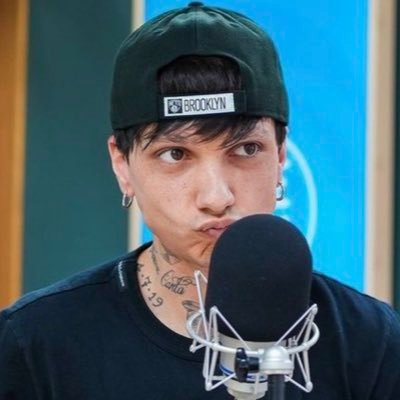 persemprefamosi's profile picture. 𝐦𝐢𝐬𝐜𝐡𝐢𝐚𝐫𝐬𝐢 𝐜𝐨𝐧 𝐥𝐚 𝐠𝐞𝐧𝐭𝐞 è 𝐢𝐥 𝐬𝐨𝐠𝐧𝐨 𝐝𝐢 𝐜𝐡𝐢 𝐧𝐨𝐧 𝐡𝐚 𝐢𝐝𝐞𝐞// aka7💖//ULTIMO 🫀// 4/4 of #alberta