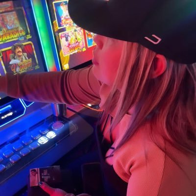 AlonzoEslovenia's profile picture. 