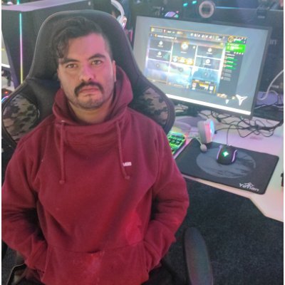 Fan de los E-sports🎮Streamer en https://t.co/L8SyABoUY8 /Co-fundador de @TXesportsgaming /regresando al compe de tft ,yo digo que si