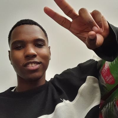 Bi8L__'s profile picture. 8