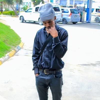 Lukhany30394328's profile picture. I believe in the universe and the way it works and the only way you can train your mind is if you free it first 💀✌🏾