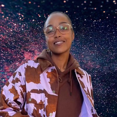 Hazelstud's profile picture. 🏳️‍🌈 #pride 🐝 #beyhive ♎️ #libra 🐶 #dogmom