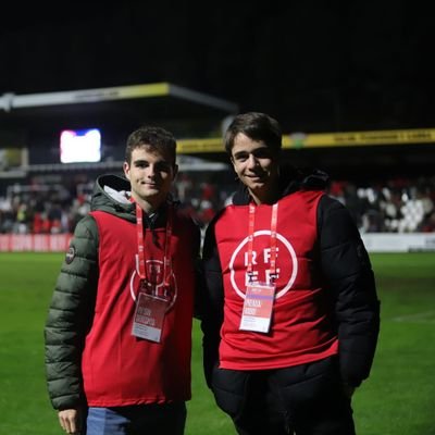 Burus_'s profile picture. Locutor y redactor en @FutbolForal 🎙