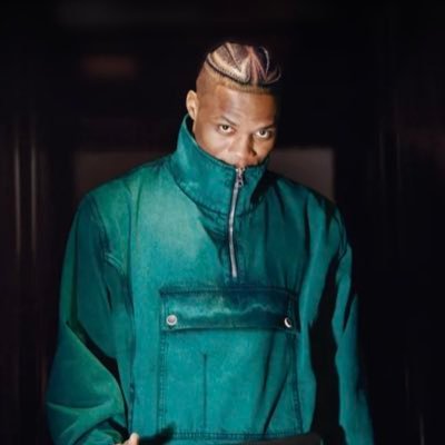 basakazueseman's profile picture. YouTubeで漫才あげてます(仲間探してます) /関西の大学生(4年)